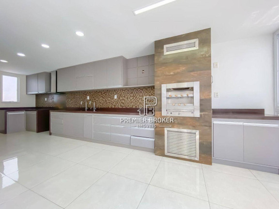 Imagem Casa com 4 Quartos à Venda, 320 m² em Alto - Teresópolis Imagem Casa com 4 Quartos à Venda, 320 m² em Alto - Teresópolis