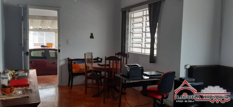 Imagem Casa com 3 Quartos à Venda, 230 m² em Centro - Jacareí