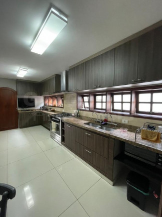 Imagem Casa com 4 Quartos à Venda, 350 m² em Alphaville - Santana De Parnaíba Imagem Casa com 4 Quartos à Venda, 350 m² em Alphaville - Santana De Parnaíba