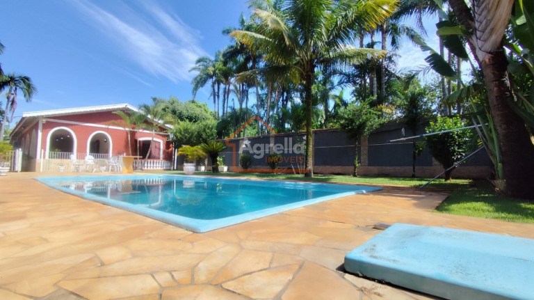 Imagem Imóvel com 3 Quartos à Venda, 557 m² em Chácara São Marcelo - Mogi Mirim Imagem Imóvel com 3 Quartos à Venda, 557 m² em Chácara São Marcelo - Mogi Mirim