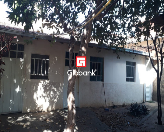 Imagem Casa com 2 Quartos à Venda, 80 m² em Alice Maia - Montes Claros Imagem Casa com 2 Quartos à Venda, 80 m² em Alice Maia - Montes Claros