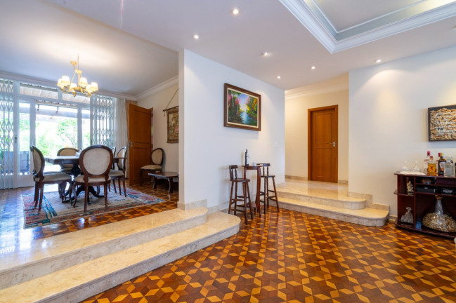 Imagem Casa com 4 Quartos à Venda, 375 m² em Moema - São Paulo