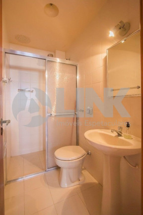 Imagem Apartamento com 3 Quartos à Venda, 190 m² em Petrópolis - Porto Alegre