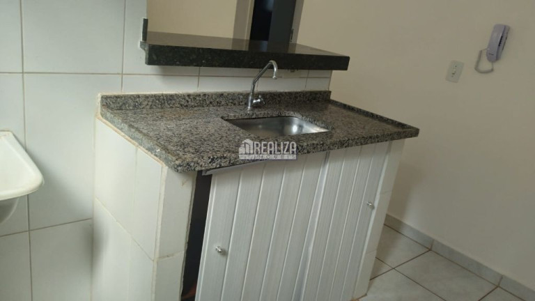Apartamento com 2 Quartos à Venda, 50 m² em Conjunto Pontal - Uberaba