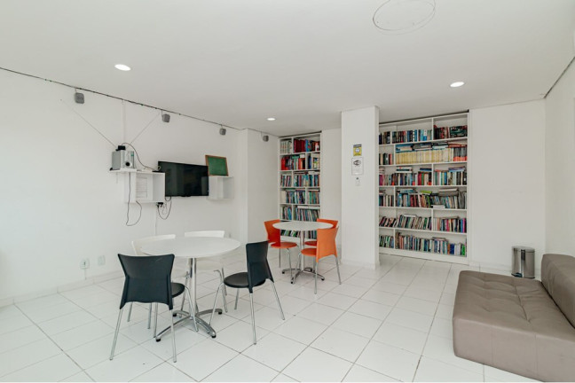 Imagem Apartamento com 2 Quartos à Venda, 51 m² em São Sebastião - Porto Alegre Imagem Apartamento com 2 Quartos à Venda, 51 m² em São Sebastião - Porto Alegre