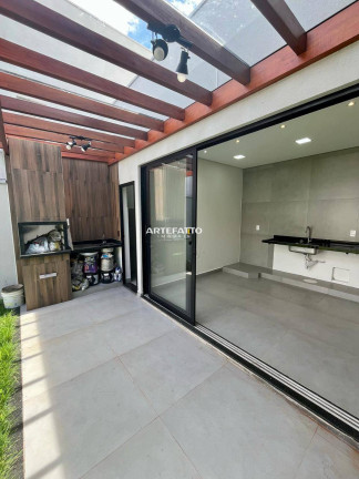 Casa com 3 Quartos à Venda, 140 m²