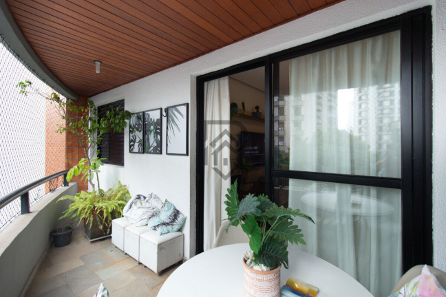 Imagem Apartamento com 2 Quartos à Venda, 72 m² em Moema - São Paulo Imagem Apartamento com 2 Quartos à Venda, 72 m² em Moema - São Paulo