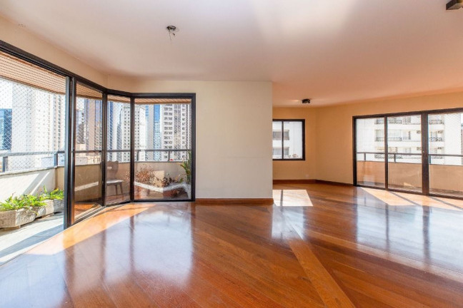Apartamento com 4 Quartos à Venda, 204 m² em Itaim - São Paulo
