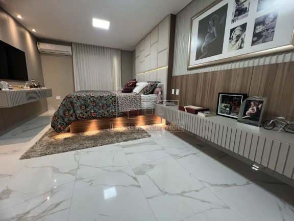 Imagem Imóvel com 4 Quartos à Venda, 264 m² em Praia Da Costa - Vila Velha Imagem Imóvel com 4 Quartos à Venda, 264 m² em Praia Da Costa - Vila Velha