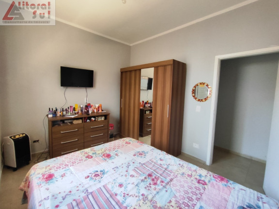 Imagem Casa com 2 Quartos à Venda, 109 m² em Guilhermina - Praia Grande Imagem Casa com 2 Quartos à Venda, 109 m² em Guilhermina - Praia Grande