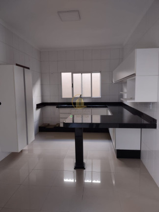 Imagem Casa com 3 Quartos à Venda, 190 m² em Residencial Gaivota I - São José Do Rio Preto Imagem Casa com 3 Quartos à Venda, 190 m² em Residencial Gaivota I - São José Do Rio Preto