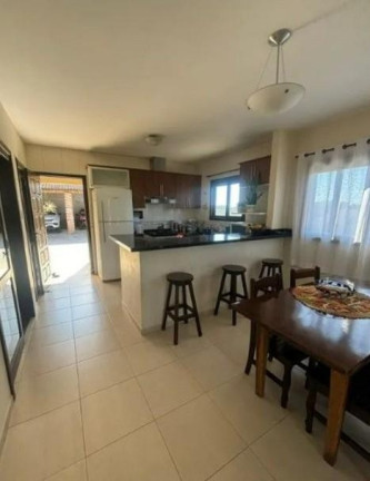 Imagem Casa com 4 Quartos à Venda, 220 m² em Jardim Araçatuba - Campina Grande Do Sul