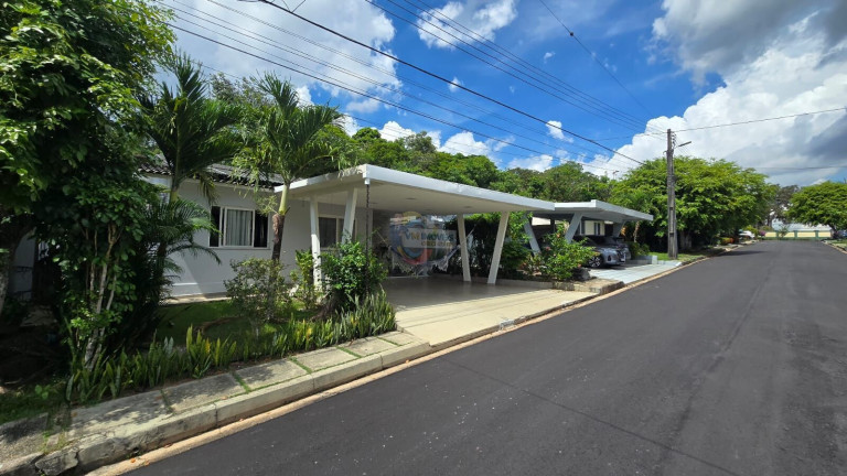 Imagem Casa com 3 Quartos à Venda, 250 m² em Tarumã - Manaus