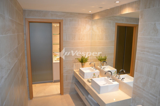 Imagem Apartamento com 4 Quartos à Venda, 220 m² em Setor Bueno - Goiânia