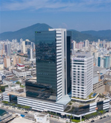 Sala Comercial para Alugar, 49 m² em Centro - Itajaí