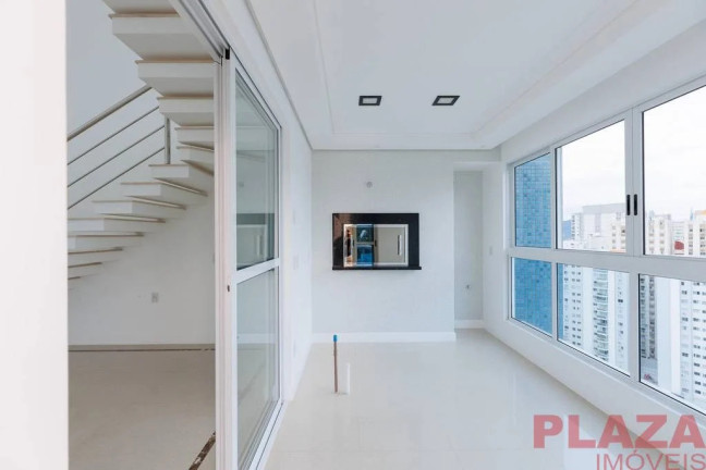 Imagem Apartamento com 2 Quartos à Venda, 429 m² em Centro - Balneário Camboriú