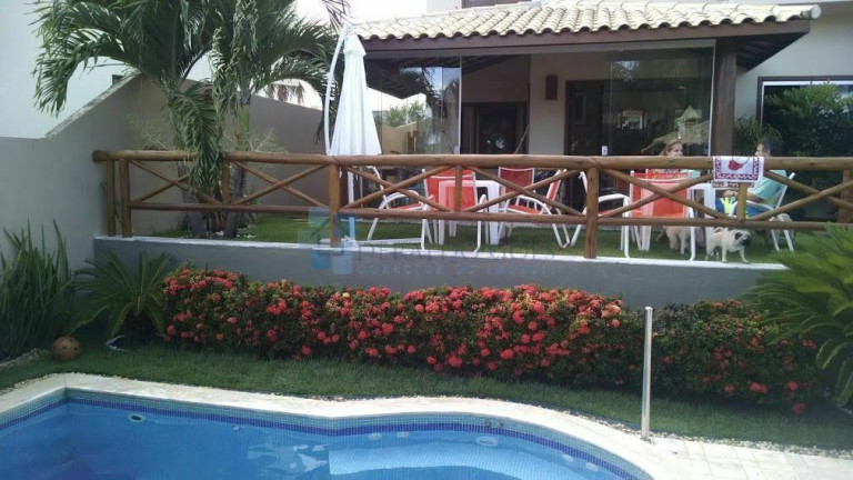 Imagem Casa com 4 Quartos à Venda, 285 m² em Guarajuba - Camaçari Imagem Casa com 4 Quartos à Venda, 285 m² em Guarajuba - Camaçari