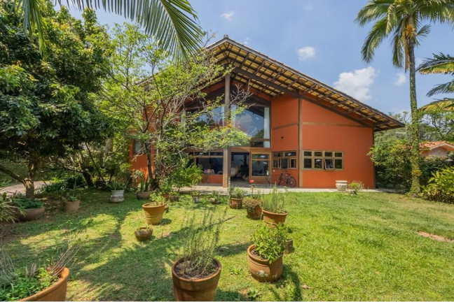 Casa com 3 Quartos à Venda, 314 m² em Granja Viana - Cotia