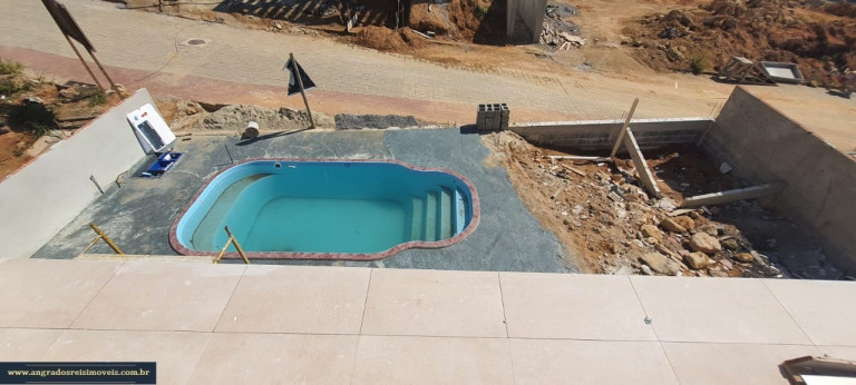 Imagem Casa com 1 Quarto à Venda, 400 m² em Campo Grande - Rio De Janeiro