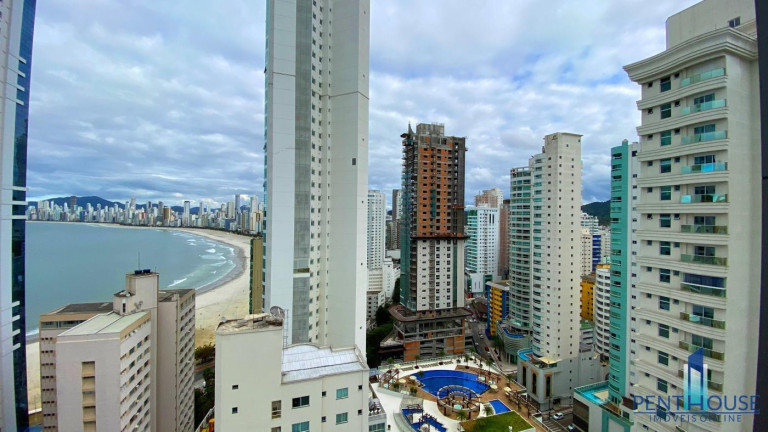 Imagem Apartamento com 3 Quartos à Venda, 133 m² em Pioneiros - Balneário Camboriú Imagem Apartamento com 3 Quartos à Venda, 133 m² em Pioneiros - Balneário Camboriú