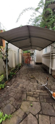 Imagem Casa com 3 Quartos à Venda, 141 m² em Rio Branco - Porto Alegre