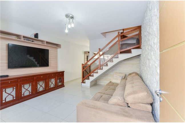 Imagem Casa com 2 Quartos à Venda, em Chácara Santo Antônio (zona Sul) - São Paulo Imagem Casa com 2 Quartos à Venda, em Chácara Santo Antônio (zona Sul) - São Paulo