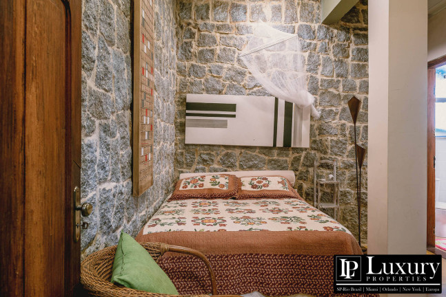 Imagem Casa de Condomínio com 5 Quartos à Venda, em Ponta Da Sela - Ilhabela Imagem Casa de Condomínio com 5 Quartos à Venda, em Ponta Da Sela - Ilhabela