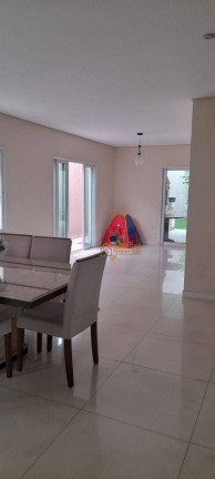 Imagem Sobrado com 3 Quartos à Venda, 316 m² em Jardim Vila Galvão - Guarulhos Imagem Sobrado com 3 Quartos à Venda, 316 m² em Jardim Vila Galvão - Guarulhos