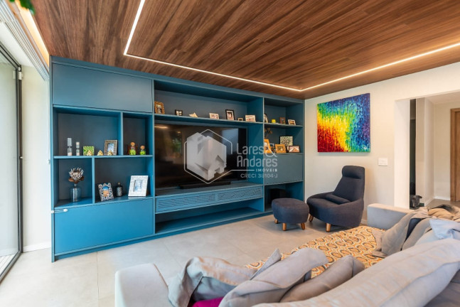 Imagem Casa com 5 Quartos à Venda, 377 m² em Cerqueira César - São Paulo Imagem Casa com 5 Quartos à Venda, 377 m² em Cerqueira César - São Paulo