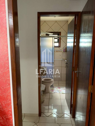 Imagem Casa com 3 Quartos à Venda, 111 m² em Cambiju - Itapoá
