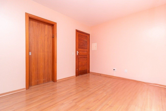 Imagem Imóvel com 2 Quartos à Venda, em Mont Serrat - Porto Alegre Imagem Imóvel com 2 Quartos à Venda, em Mont Serrat - Porto Alegre