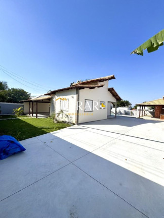 Imagem Casa com 3 Quartos à Venda, 600 m² em Praia Dos Amores - Araruama Imagem Casa com 3 Quartos à Venda, 600 m² em Praia Dos Amores - Araruama