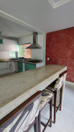 Imagem Casa com 3 Quartos à Venda, 231 m² em Setor Jaó - Goiânia