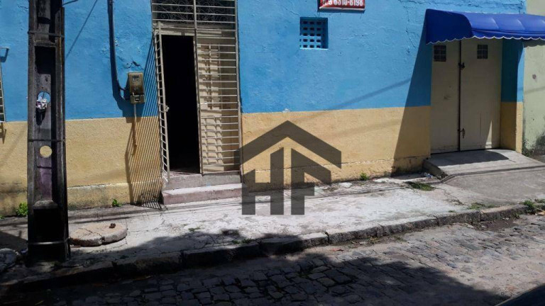 Casa com 5 Quartos à Venda ou Locação, 200 m² em Coelhos - Recife