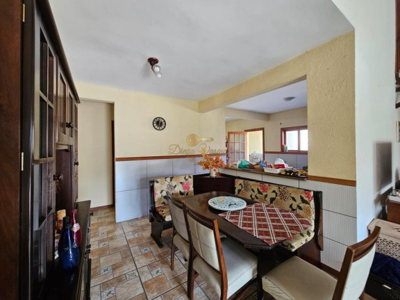 Imagem Casa com 6 Quartos à Venda, 180 m² em Vargem Grande - Teresópolis Imagem Casa com 6 Quartos à Venda, 180 m² em Vargem Grande - Teresópolis