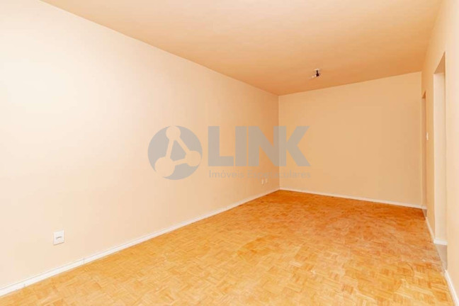 Imagem Apartamento com 2 Quartos à Venda, 78 m² em Santana - Porto Alegre Imagem Apartamento com 2 Quartos à Venda, 78 m² em Santana - Porto Alegre