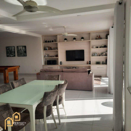 Imagem Casa com 3 Quartos para Alugar, 250 m² em Centro - Tremembé