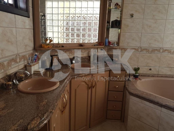Imagem Casa com 4 Quartos à Venda, 338 m² em Jardim Itu - Porto Alegre