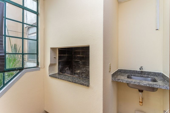 Imagem Imóvel com 2 Quartos à Venda, 71 m² em Petrópolis - Porto Alegre