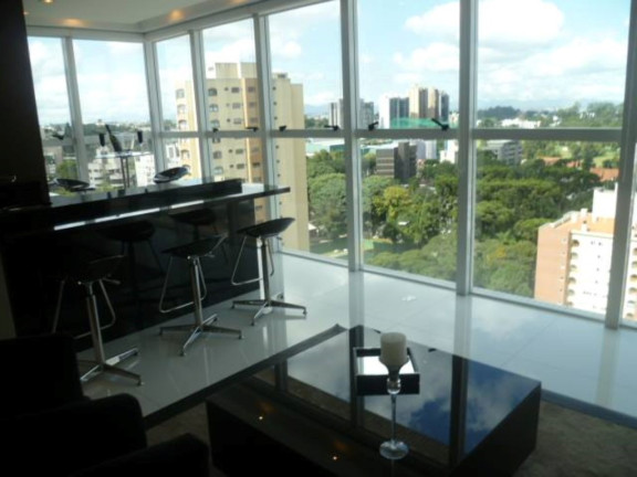 Imagem Apartamento com 3 Quartos à Venda, 176 m² em Cabral - Curitiba