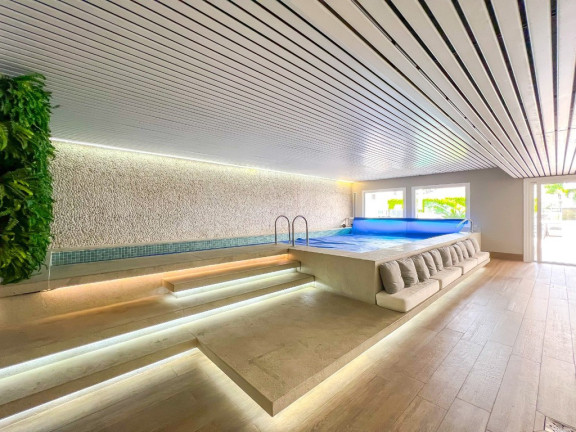 Imagem Imóvel com 4 Quartos à Venda, 304 m² em Petrópolis - Porto Alegre Imagem Imóvel com 4 Quartos à Venda, 304 m² em Petrópolis - Porto Alegre
