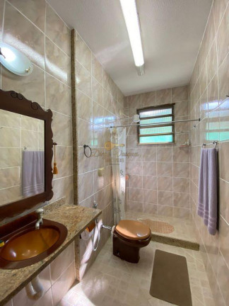 Imagem Casa com 4 Quartos à Venda, 185 m² em Albuquerque - Teresópolis