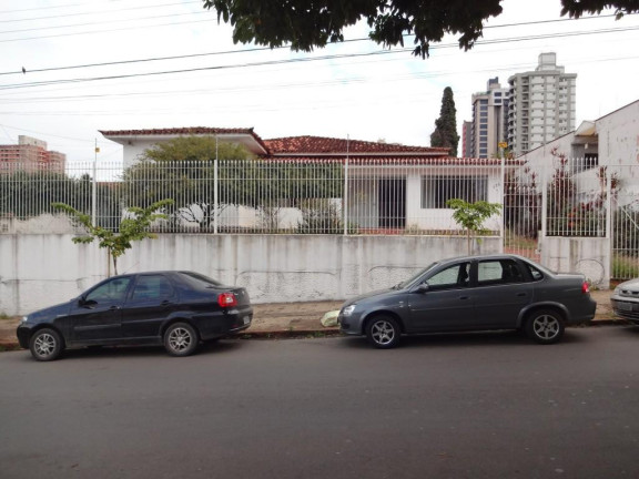 Imagem Casa com 5 Quartos à Venda, 450 m² em Centro - Piracicaba Imagem Casa com 5 Quartos à Venda, 450 m² em Centro - Piracicaba