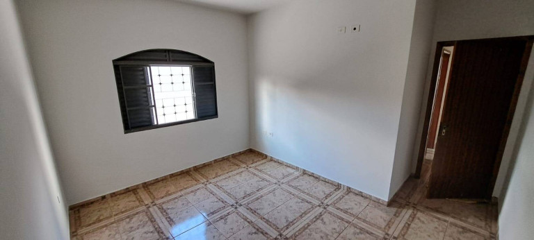 Casa com 3 Quartos à Venda, 200 m² em Conjunto Flamingos Iii - Arapongas
