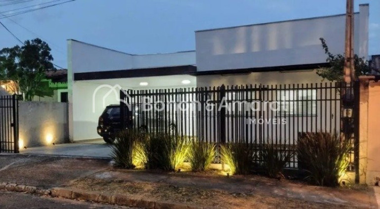 Casa com 3 Quartos à Venda, 396 m² em Jardim Santa Genebra - Campinas