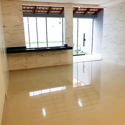 Imagem Sobrado com 4 Quartos à Venda, 215 m² em Jardim Planalto - Goiânia