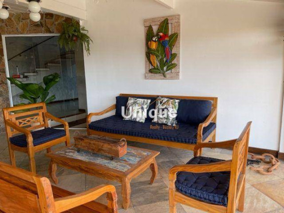 Imagem Casa com 5 Quartos para Temporada, 600 m² em Ferradurinha - Armação Dos Búzios Imagem Casa com 5 Quartos para Temporada, 600 m² em Ferradurinha - Armação Dos Búzios