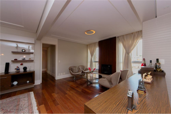 Imagem Apartamento com 4 Quartos à Venda, 242 m² em Tatuapé - São Paulo