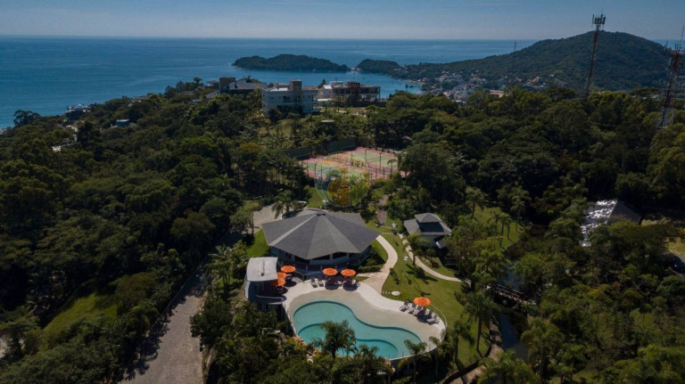 Imagem Casa com 4 Quartos à Venda, 11.500 m² em Centro - Bombinhas