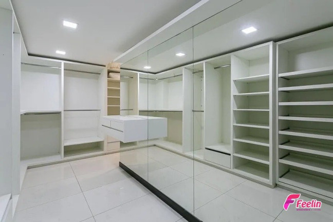 Imagem Casa com 6 Quartos à Venda, 800 m² em Jurerê Internacional - Florianópolis Imagem Casa com 6 Quartos à Venda, 800 m² em Jurerê Internacional - Florianópolis